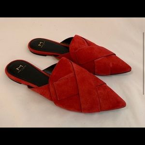 Marc Fisher Ltd Sono suede pointed toe mules flats. Size 9.  Excellent Cond.